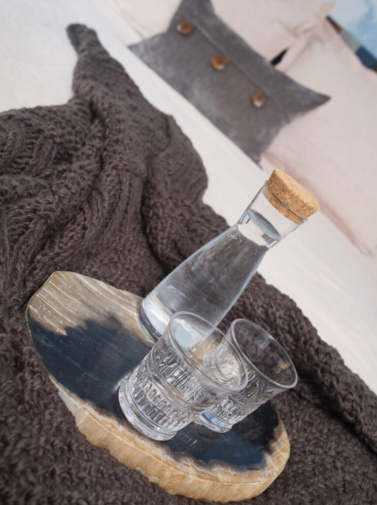 Guest Room showing a Carafe of water and water glasses