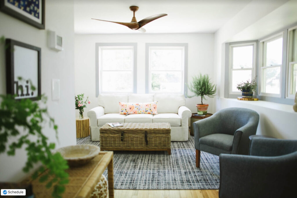 Cozy, coastal living room.