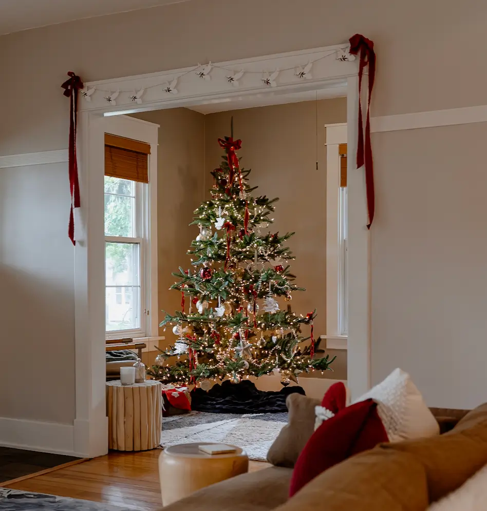 Tips for decorating a Christmas Tree