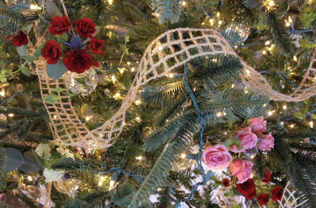 Fresh Flower Christmas Tree DIY