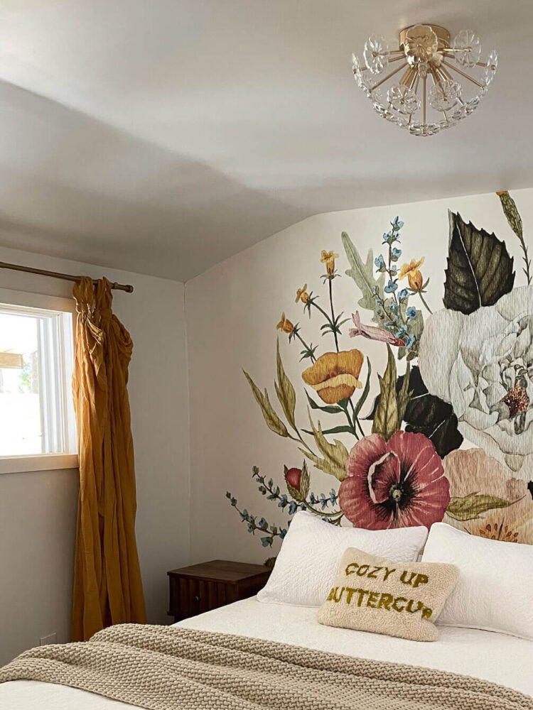 hanging-a-wall-mural-in-a-bedroom-a-life-unfolding