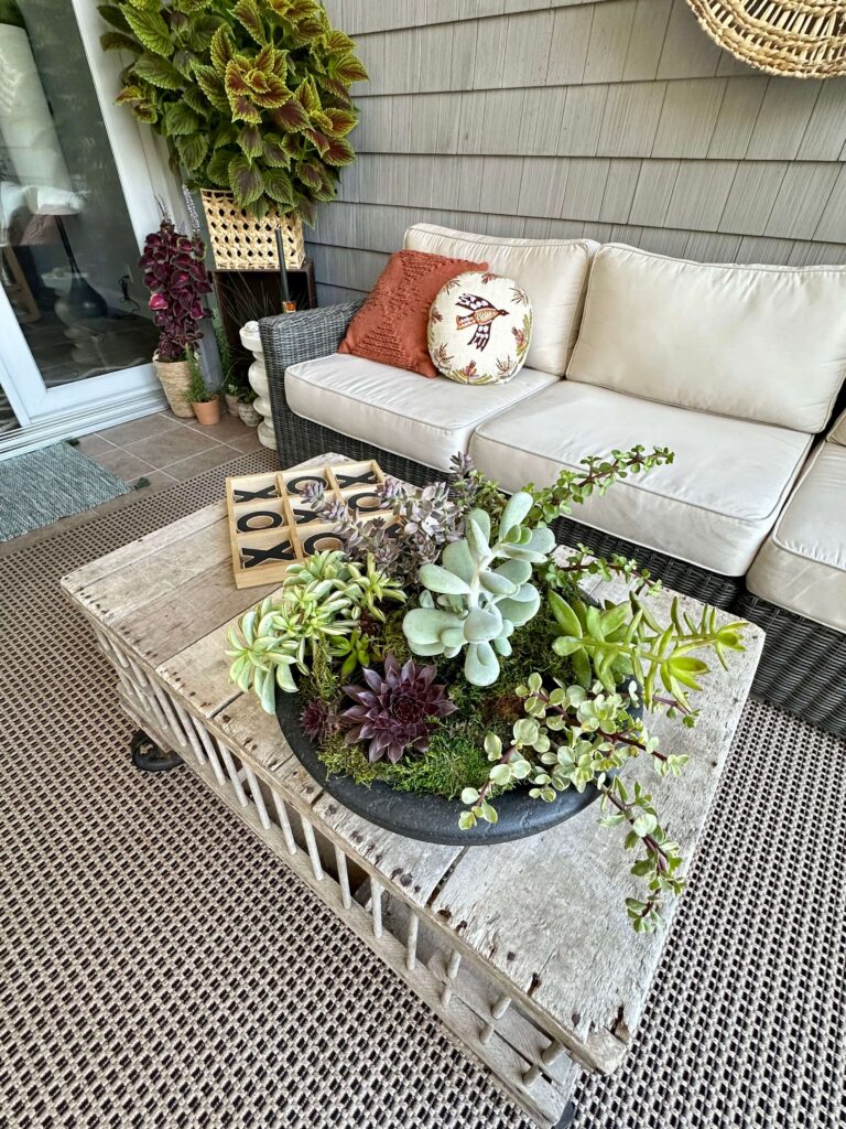 Fall Decor on the porch. 