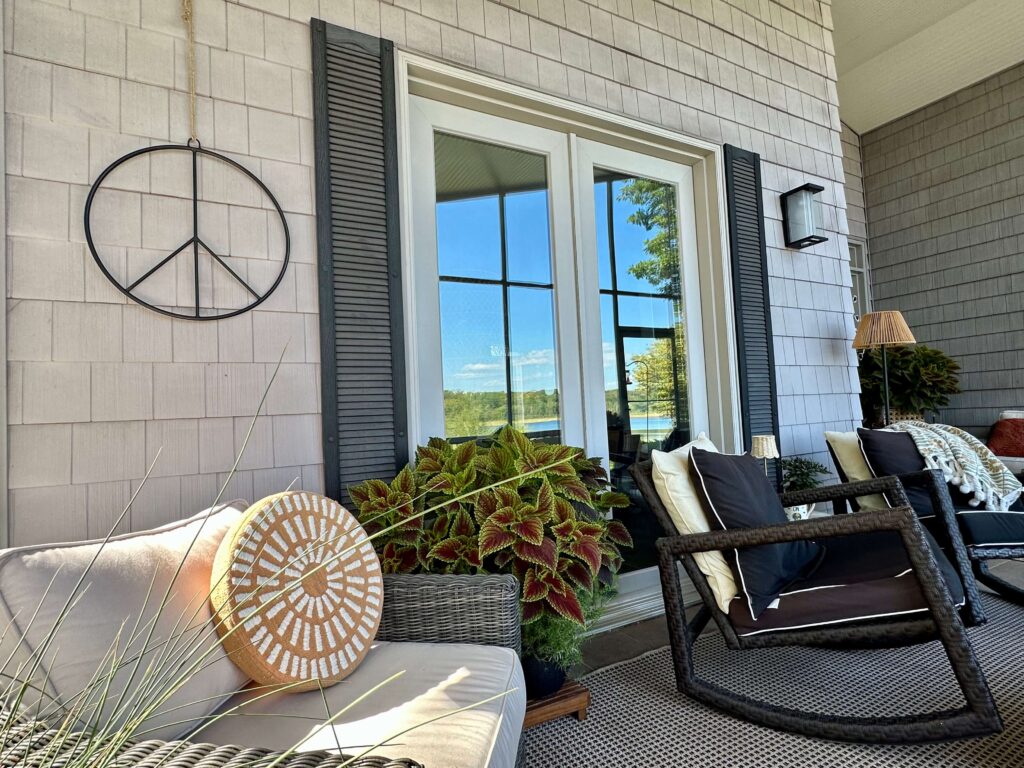 Decorating my porch for Fall