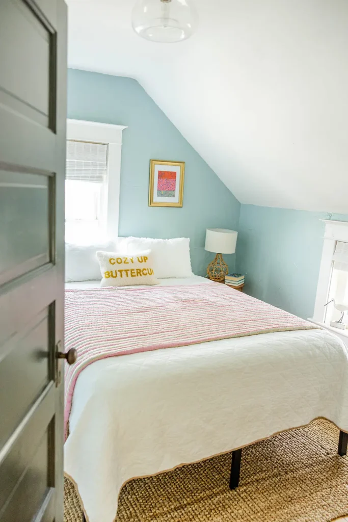 Pretty Airbnb Bedroom ready for Spring and Summer Season.