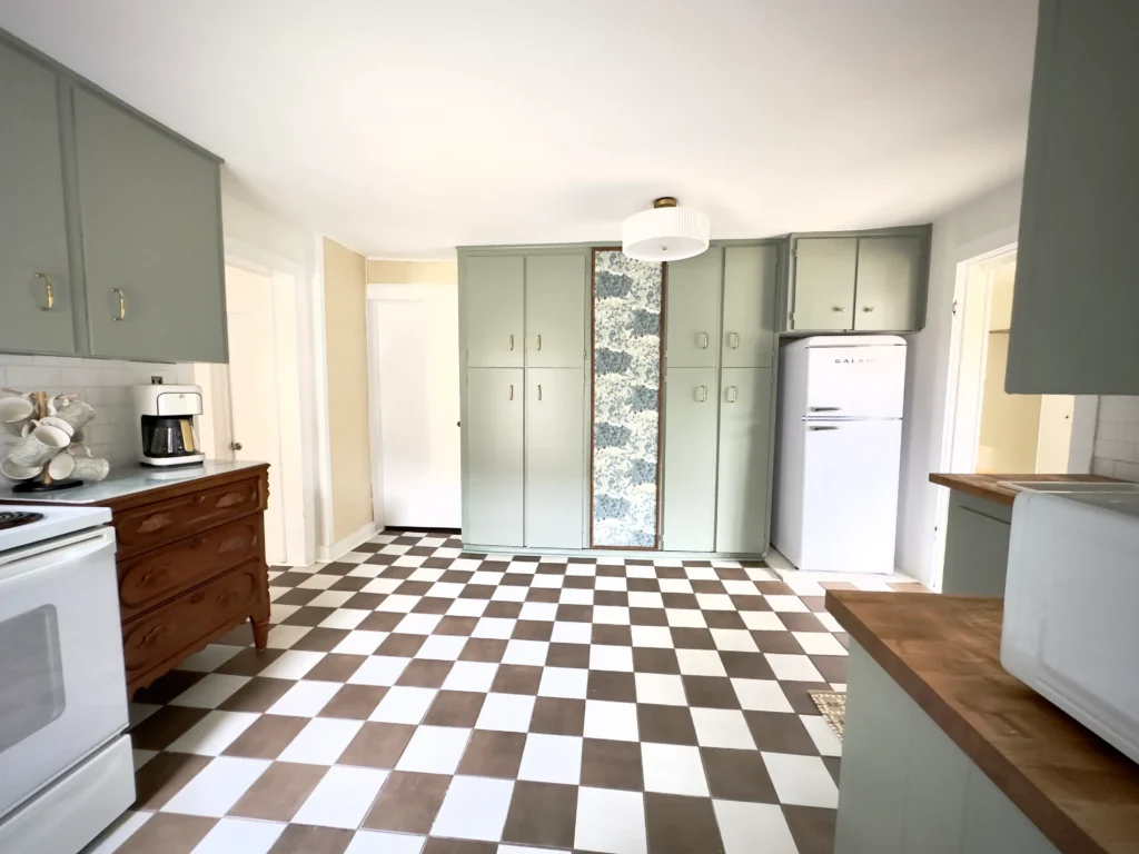Small Kitchen Remodel in an English Cottage Aesthetic.